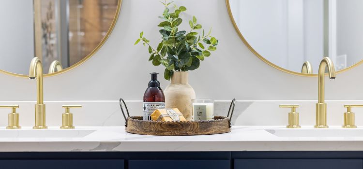 How to Decorate A Bathroom Counter
