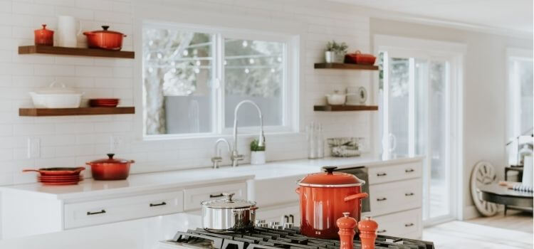 How to Decorate Floating Shelves in Kitchen